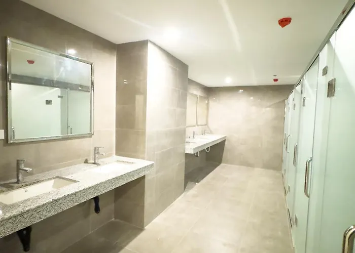Luxurious Modern Penthouse 2br Cross Of Dreams Okada Solaire Moa Airports Apartamento Manila