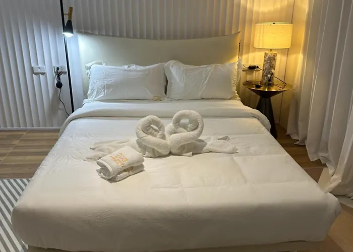 Luxurious Modern Penthouse 2br Cross Of Dreams Okada Solaire Moa Airports